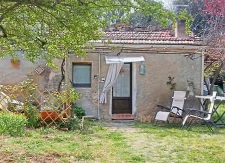 Lejlighed Wild House Nel Bosco Via Francigena